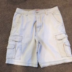 Union Bay cargo khaki shorts